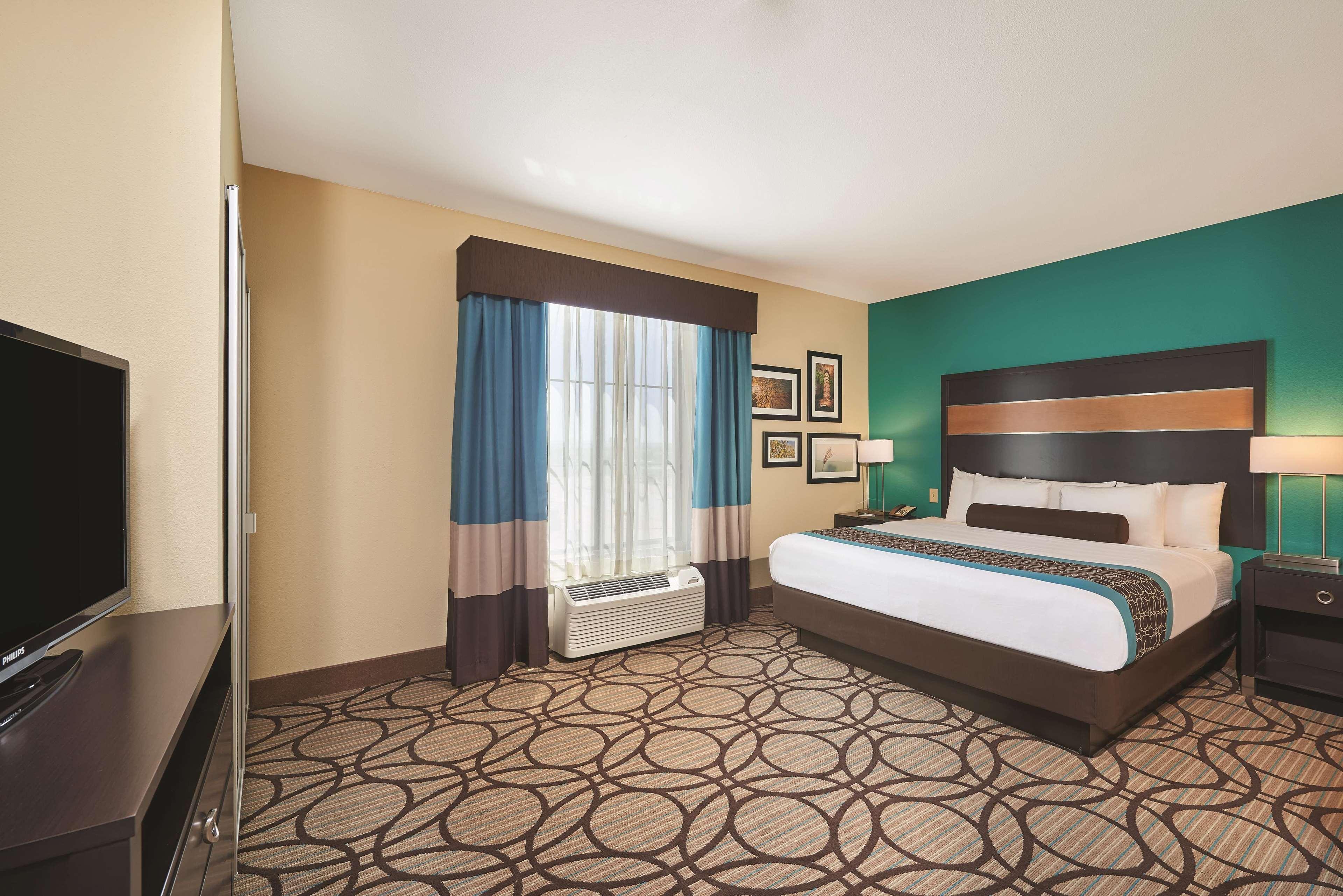 La Quinta By Wyndham Carlsbad Hotell Eksteriør bilde