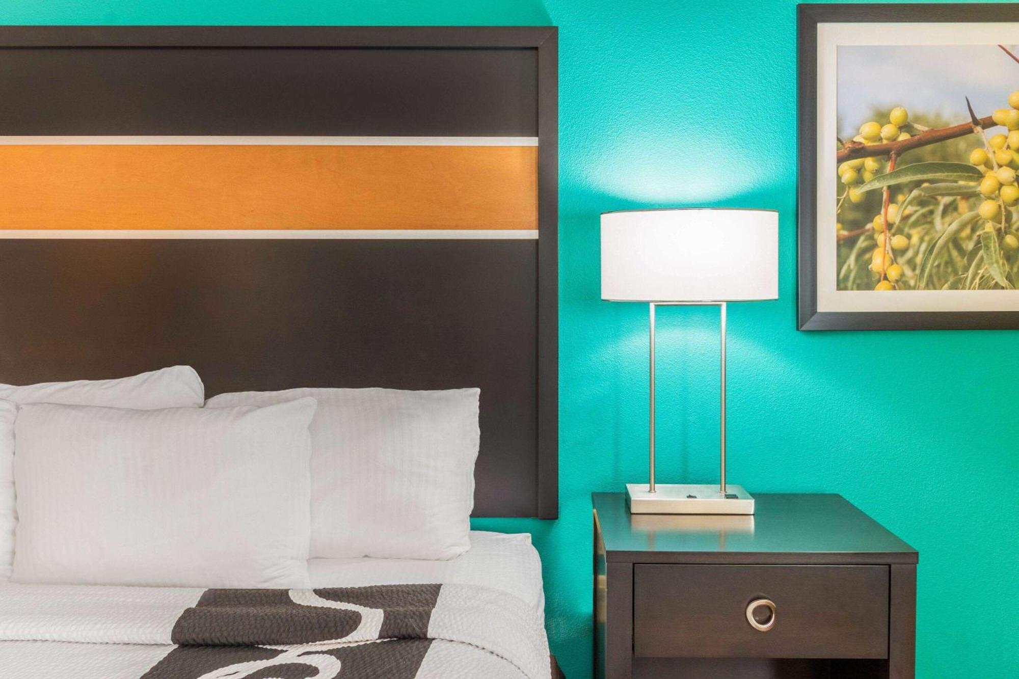 La Quinta By Wyndham Carlsbad Hotell Eksteriør bilde